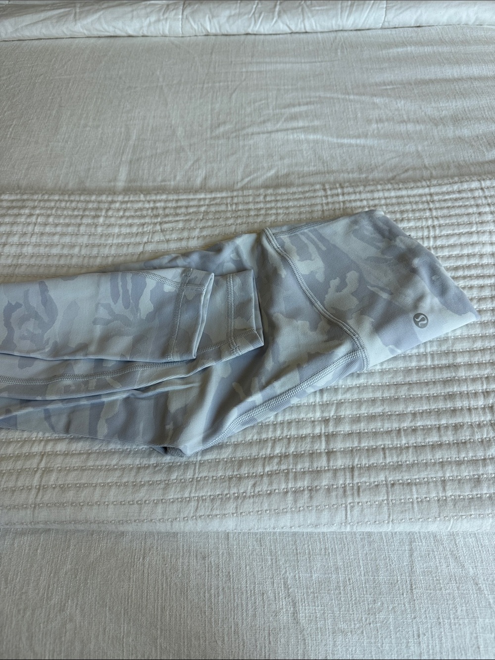 lululemon athletica Men’s Light Gray Camo Joggers